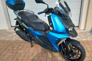 BMW C400X