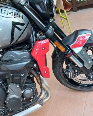 TRIUMPH TRIDENT 660