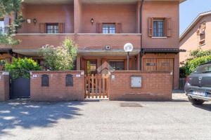 PORZIONE DI BIFAMILIARE A FERRARA