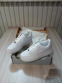Nike Air Force 1 bianche nuove