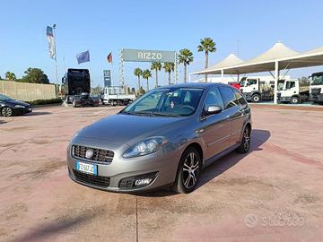 FIAT - Croma - 1.9 Multijet 16V Dynamic