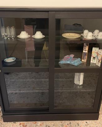 Ikea - Credenza con vetrina HAVSTA