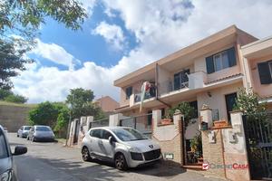 Svincolo San Filippo, villetta semindipendente