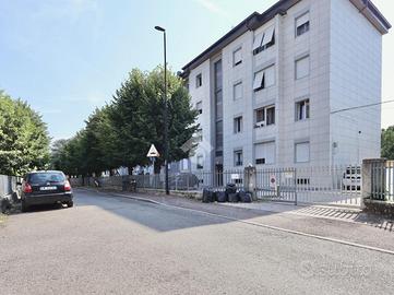 3 LOCALI A REGGIO NELL'EMILIA