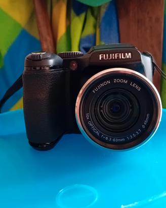 Fujifilm FinePix S5800 _ 8.0 Mega Pixels
