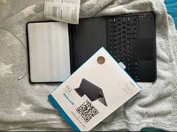 Tastiera bluetooth con cover per ipad