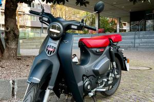 Honda Super Cub C125 2023 - Matte Axis Grey Metall