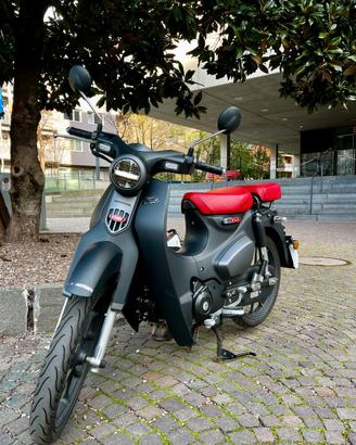 Honda Super Cub C125 2023 - Matte Axis Grey Metall