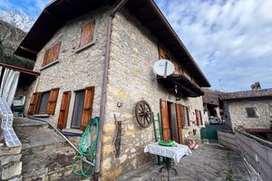 2 LOCALI A ADRARA SAN MARTINO