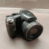 fotocamera Fujifilm finepix S4200