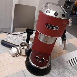 De Longhi Dedica macchina per il caffè 