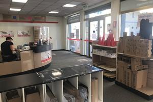 Attività commerciale Mail Boxes Etc