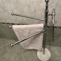 Piantana porta asciugamano