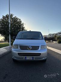Volkswagen T5 Transporter 2.5TDI 174CV
