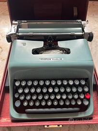Olivetti Studio 44 del 1952 con valigetta