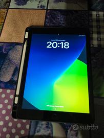 iPad ottava generazione, wifi, 32Gb, grey
