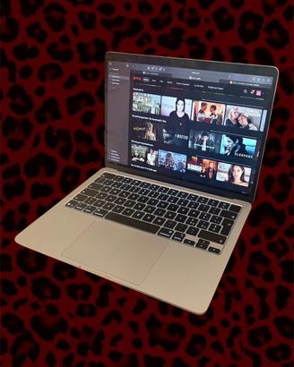 Macbook air M4 2025