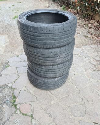 235/45 19 estive 