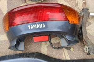 Yamaha Majesty 250 anno 2006 ricambi