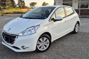 Peugeot 208 1.4 diesel 2015