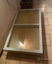 Tavolino in legno e vetro