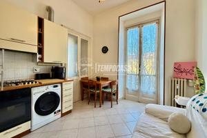 AMPIO BILOCALE IN CORSO PESCHIERA