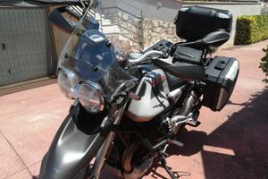 Moto Guzzi V85TT 