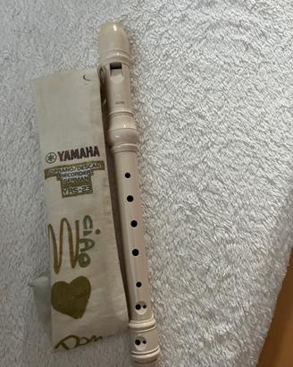 Flauto modello YRS23 Yamaha