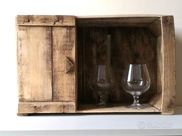 Cassetta con sportellino