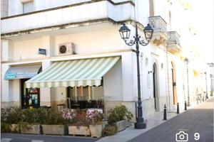 Vendesi attivita' commerciale