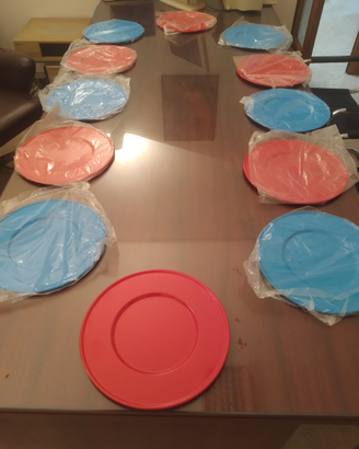 12 sottopiatti metallo rosso blu nuovi mai usatii