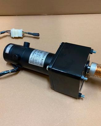 MOTORE CON RIDUTTORE – DC SERVO MOTOR.
