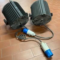 Coppia di faretti PAR Clay Paky con lampada 300W