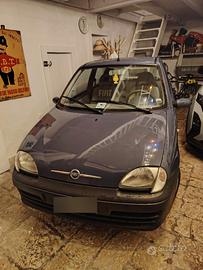 Fiat 600 selvo  sterzo aria condizionata 
