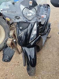 Kymco People Gti 200 