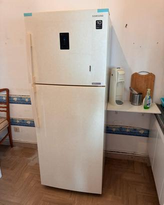 🧊 Frigorifero Samsung – 385 litri