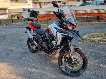 Benelli TRK 702 X