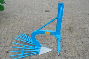 SCAVAPATATE PER TRATTORE