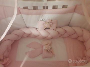 Culla letto ovale Cuoricini forma ovale nello Olly