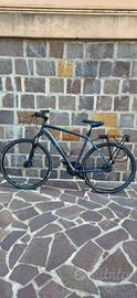 Bicicletta Ibrida /Trekking Merida Crossway 100