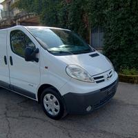 Nissan Primastar 2.0 dCi 2011 