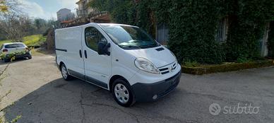Nissan Primastar 2.0 dCi 2011 
