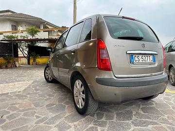 Lancia Musa 1.9 MTJ PLATINO FULL