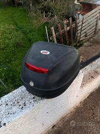 bauletto  e staffa vespa 50