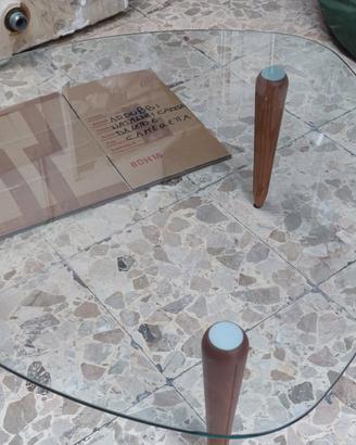 Tavolo in vetro