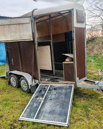 trailler per cavalli 