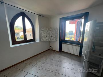 Vendita trilocale con box e cantina