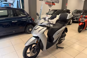 Honda SH 125 SPORT