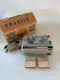 Registratore a bobine Geloso G600 con musica