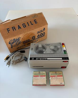 Registratore a bobine Geloso G600 con musica